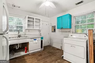 790 Slaton St, Forest Park, GA 30297 - Photo 12