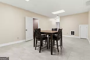 1539 Ridgeland Ct SW, Lilburn, GA 30047 - Photo 34