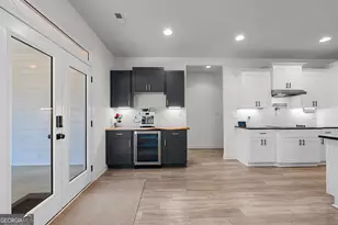 93 Paige Ct, Newnan, GA 30263 - Photo 18