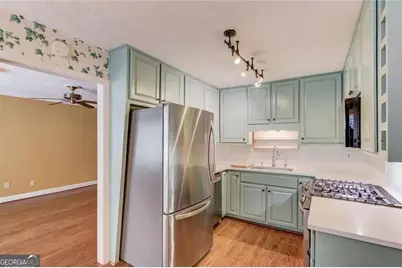 420 Taberwood Way, Roswell, GA 30076 - Photo 4