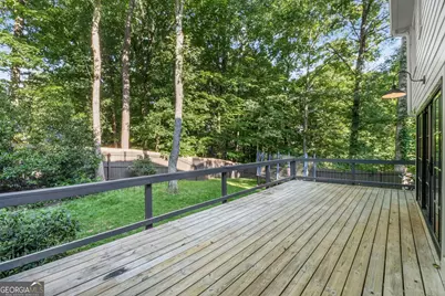 140 N Bluff, Alpharetta, GA 30004 - Photo 36