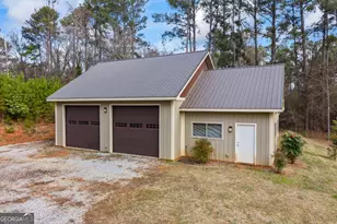 209 Northlake Dr, Hartwell, GA 30643 - Photo 2
