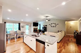 42 J D Walton Rd, Newnan, GA 30263 - Photo 8
