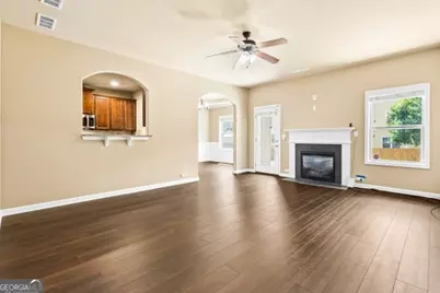 3920 Lake Manor Way, Atlanta, GA 30349 - Photo 2