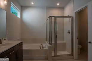 136 Creekside Ct, Griffin, GA 30223 - Photo 32