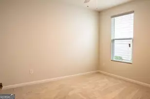 136 Creekside Ct, Griffin, GA 30223 - Photo 18