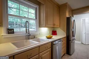 139 Lake Forest Dr, Athens, GA 30607 - Photo 10