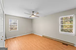 4421 Jacobs Dr, Snellville, GA 30039 - Photo 14