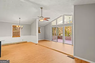 4421 Jacobs Dr, Snellville, GA 30039 - Photo 2