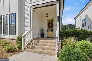 3748 Spruce Rdg Ln, Suwanee, GA 30024 - Photo 2