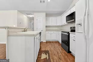 230 Courtyard Dr, Newnan, GA 30265 - Photo 8