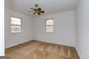 2213 Davis Rd, Stone Mountain, GA 30087 - Photo 12