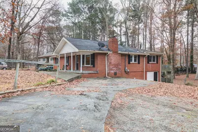 2213 Davis Road, Stone Mountain, GA 30087 - Photo 2