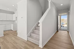 6653 Parsons St, Flowery Branch, GA 30542 - Photo 4