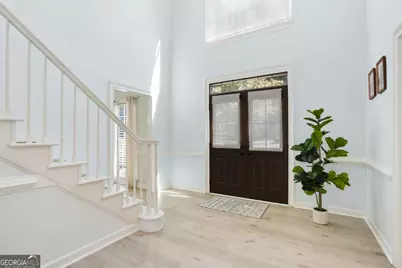 400 Gatehouse Court, Alpharetta, GA 30009 - Photo 2