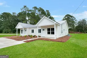 728 Talmadge Rd, Allenhurst, GA 31301 - Photo 2