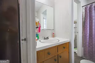 462 W Tollison St, Baxley, GA 31513 - Photo 18