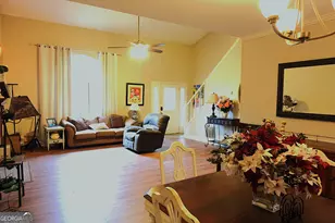 223 Lacey Ln, Winder, GA 30680 - Photo 8