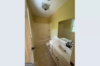 200 Meadovista Drive, Griffin, GA 30224 - Photo 12