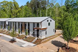 657 5th St, Fayetteville, GA 30214 - Photo 4