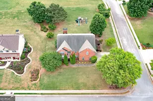 4201 Donington Way, Hampton, GA 30228 - Photo 2