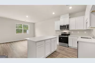 2054 Crossing Road, Stone Mountain, GA 30088 - Photo 4