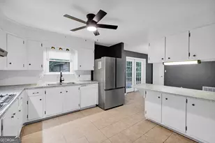 9 Austin Dr, Savannah, GA 31419 - Photo 16