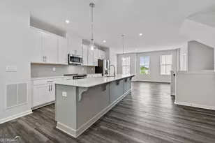 2688 Creekview Terrace NW, Atlanta, GA 30318 - Photo 4