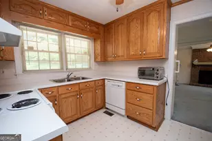 6513 Dunmoor Dr, Jonesboro, GA 30236 - Photo 14