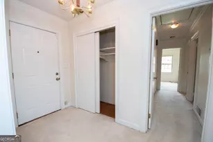 6513 Dunmoor Dr, Jonesboro, GA 30236 - Photo 4