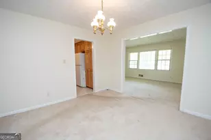 6513 Dunmoor Dr, Jonesboro, GA 30236 - Photo 12
