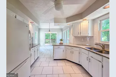 1223 Kaylyn Court, Kennesaw, GA 30152 - Photo 18