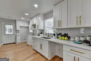 599 Westmeath, Atlanta, GA 30310 - Photo 14