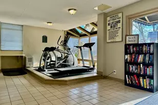 2285 Peachtree Rd NE, Atlanta, GA 30309 - Photo 20