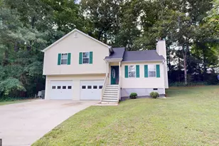 179 Country Cottage Cir, Carrollton, GA 30116 - Photo 1