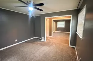 669 S Hill St, Griffin, GA 30224 - Photo 16