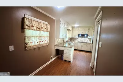 669 S Hill Street, Griffin, GA 30224 - Photo 12