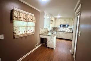 669 S Hill St, Griffin, GA 30224 - Photo 12