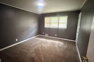 669 S Hill St, Griffin, GA 30224 - Photo 22