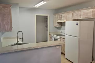 136 Henry Burch Dr, Griffin, GA 30223 - Photo 6