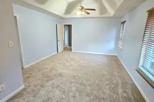 136 Henry Burch Dr, Griffin, GA 30223 - Photo 16
