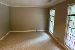 1990 Hutton Dr, Grayson, GA 30017 - Photo 6