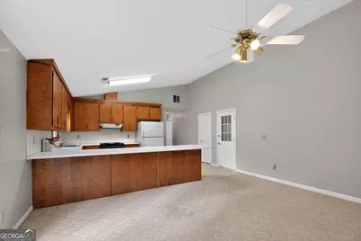 1990 Hutton Drive, Grayson, GA 30017 - Photo 12