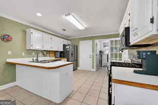196 Ashley Dr, McDonough, GA 30252 - Photo 14