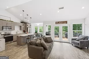 556 Redbud Ln, Mount Airy, GA 30563 - Photo 10