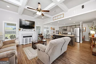 207 Creek Ridge Drive, Warner Robins, GA 31088 - Photo 6