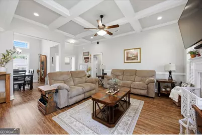 207 Creek Ridge Drive, Warner Robins, GA 31088 - Photo 8