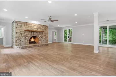 5369 Secretariat Lane, Sugar Hill, GA 30518 - Photo 4