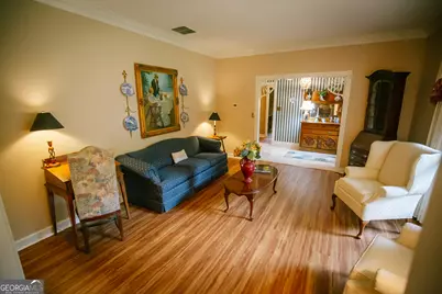 6960 Northgreen Drive, Sandy Springs, GA 30328 - Photo 6