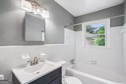 655 Albert Street NW, Atlanta, GA 30318 - Photo 18